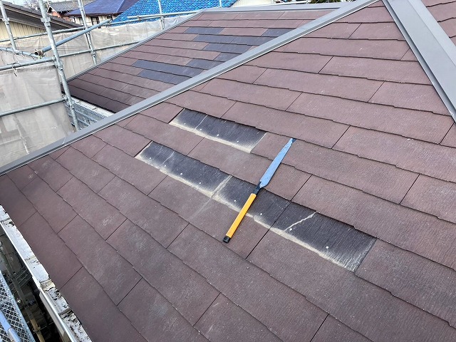 スレート板を撤去した屋根